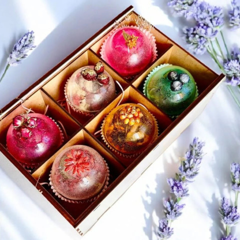 ЧАЙНІ БОМБОЧКИ РУЧНОЇ РОБОТИ В ПОДАРУНКОВІЙ УПАКОВЦІ