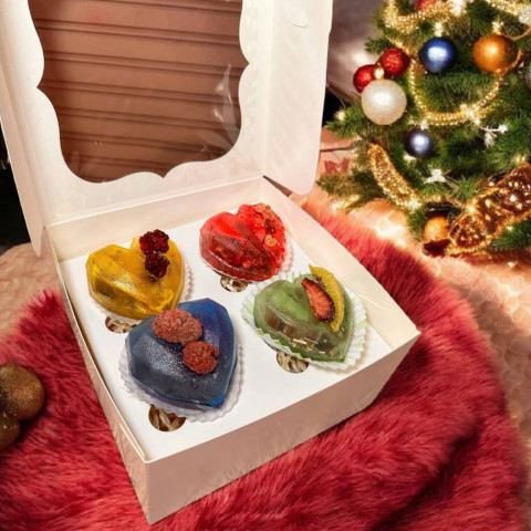 ЧАЙНІ БОМБОЧКИ РУЧНОЇ РОБОТИ В ПОДАРУНКОВІЙ УПАКОВЦІ