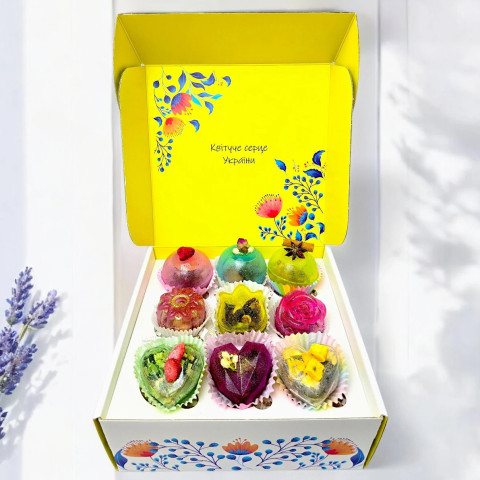 ПОДАРУНКОВИЙ НАБІР ЧАЙНИХ БОМБОЧОК  "ТРАДИЦІЇ, ЩО НАДИХАЮТЬ"