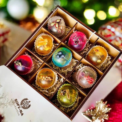 ЧАЙНІ БОМБОЧКИ РУЧНОЇ РОБОТИ В ПОДАРУНКОВІЙ УПАКОВЦІ